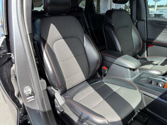 Certified 2023 Ford Escape ST-Line AWD/4WD image 8