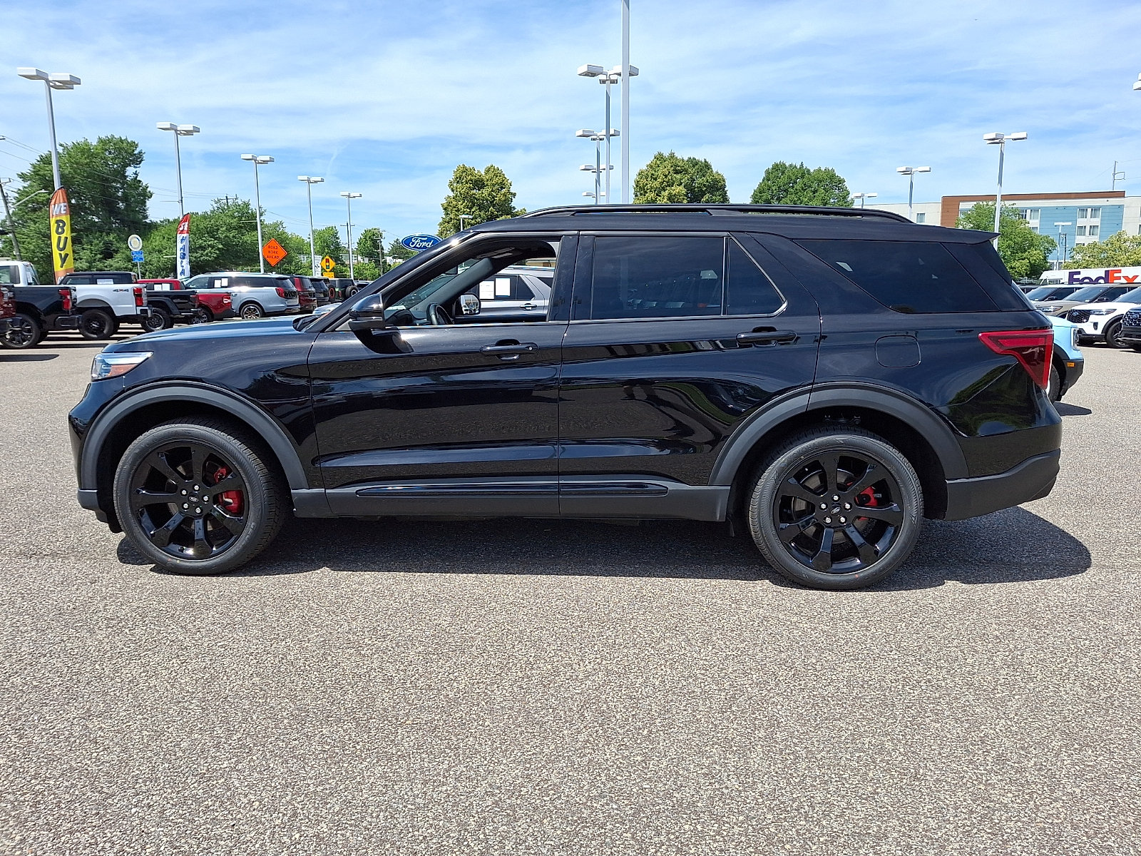 Certified 2023 Ford Explorer ST w/ Equipment Group 401A AWD/4WD image 6
