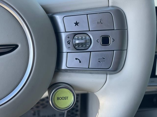 Used 2023 Genesis GV60 Performance image 10