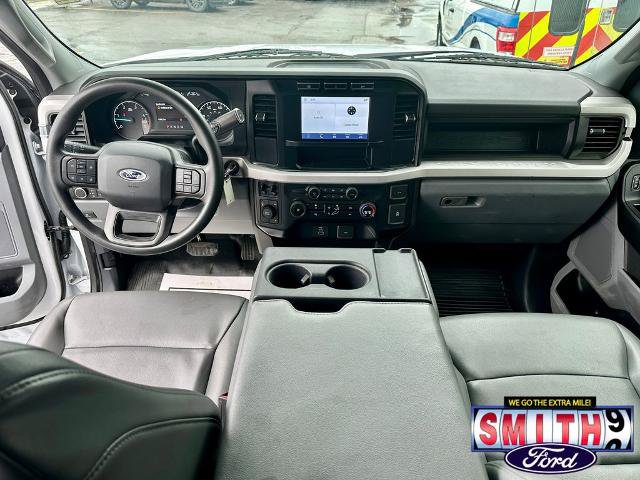 Certified 2024 Ford F550 4x4 Crew Cab Super Duty image 32