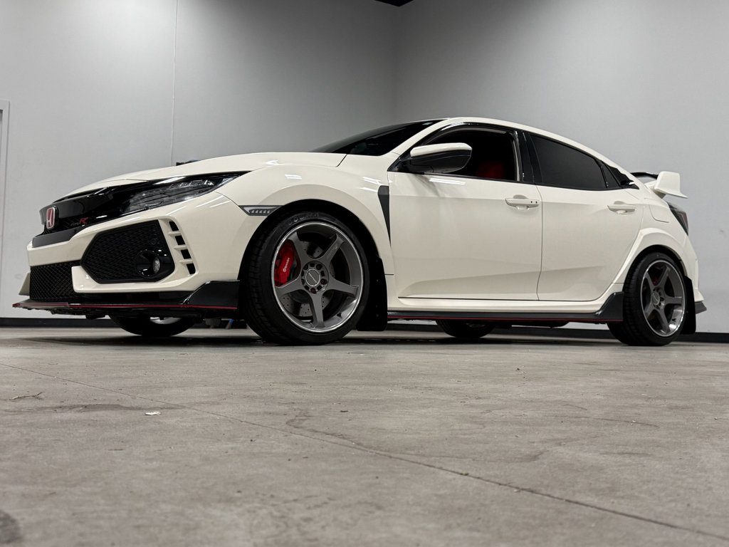 Used 2017 Honda Civic Type R image 4