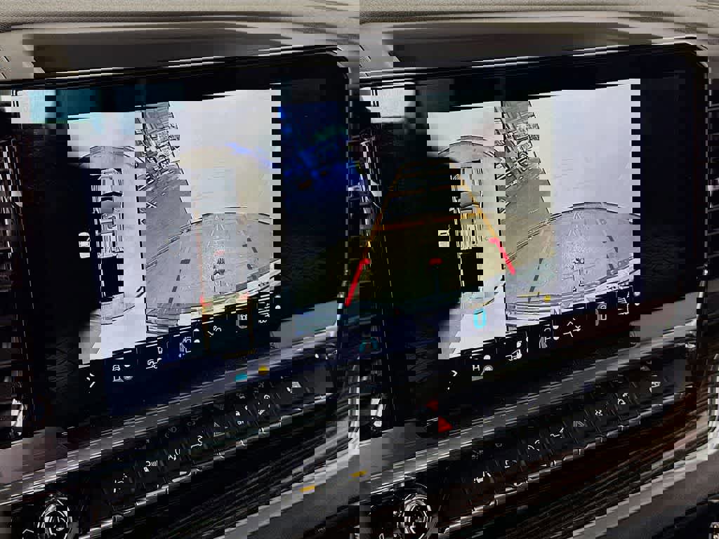 Used 2022 GMC Sierra 1500 Elevation w/ Elevation Premium Package image 29