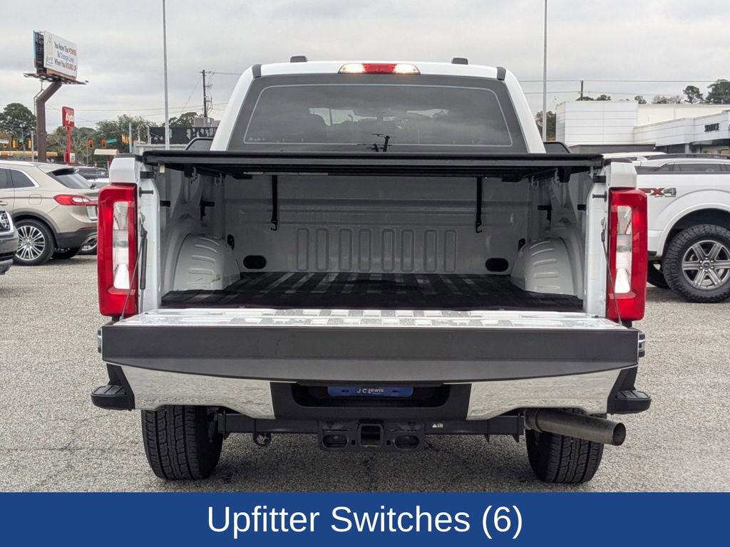 Certified 2023 Ford F250 XL w/ XL Chrome Package image 14