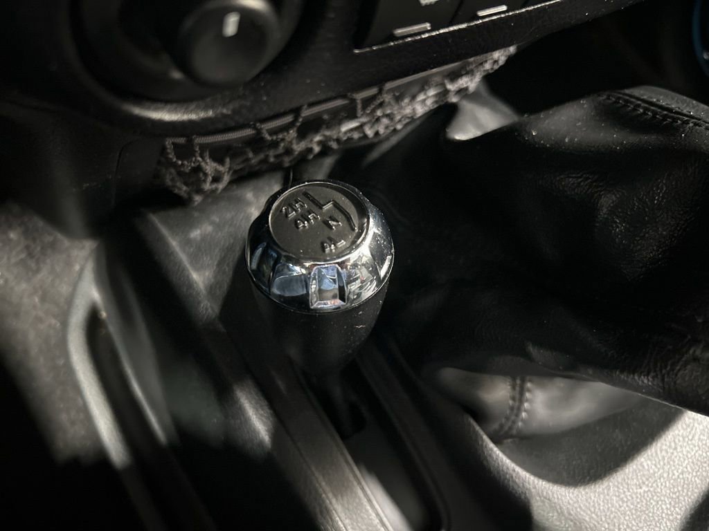 Used 2017 Jeep Wrangler Unlimited Sahara image 19