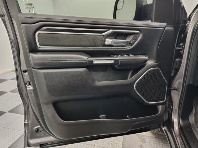 Used 2023 RAM 1500 Laramie AWD/4WD image 22