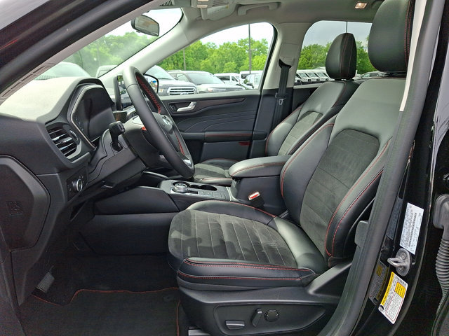 Certified 2022 Ford Escape SEL w/ SEL Stealth AWD Package image 14