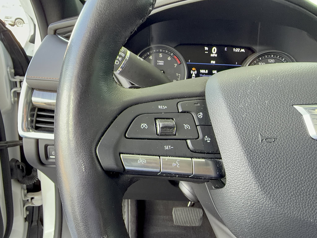 Used 2023 Cadillac XT4 Premium Luxury w/ Technology Package FWD image 23