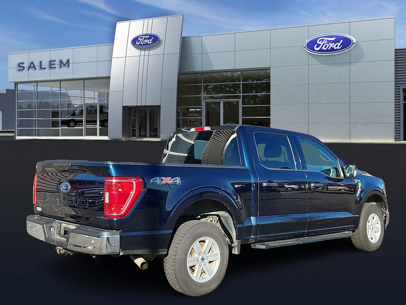 Certified 2023 Ford F150 XLT w/ Equipment Group 301A Mid image 4