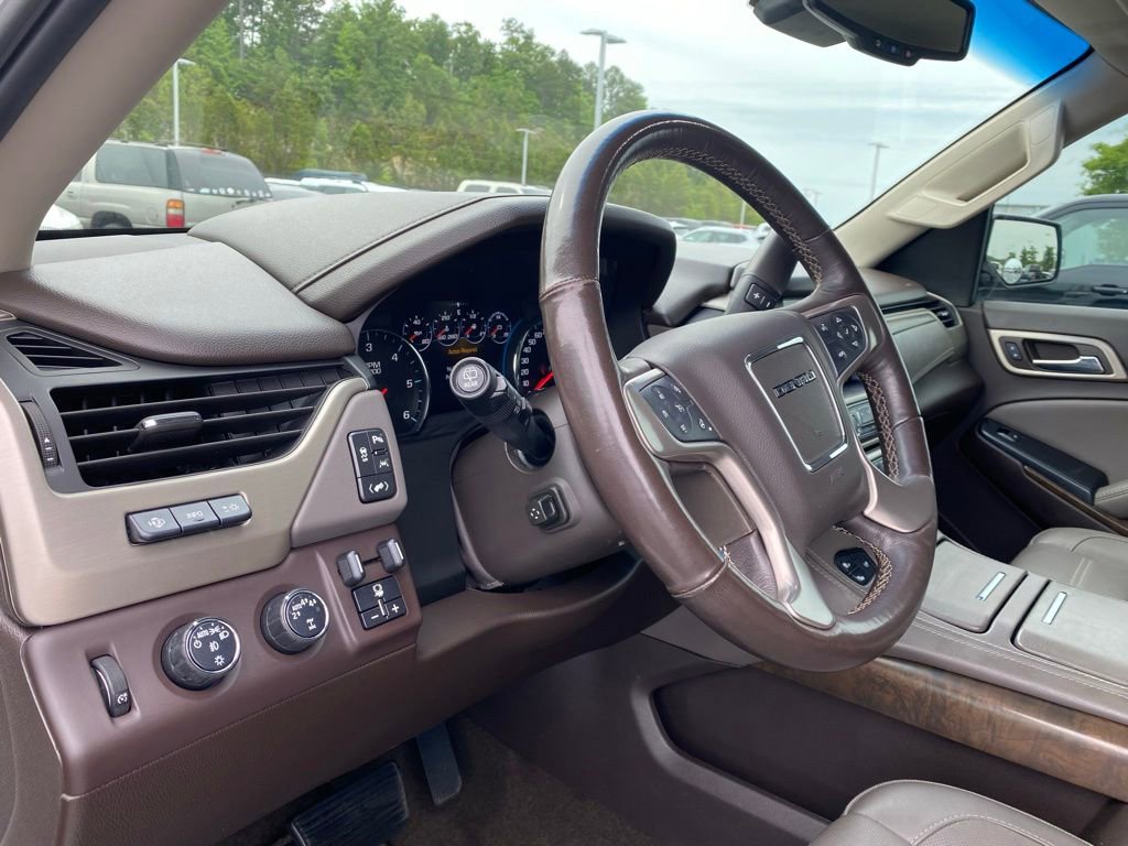 Used 2018 GMC Yukon Denali w/ Open Road Package AWD/4WD image 9