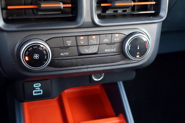 Certified 2024 Ford Maverick XLT image 30