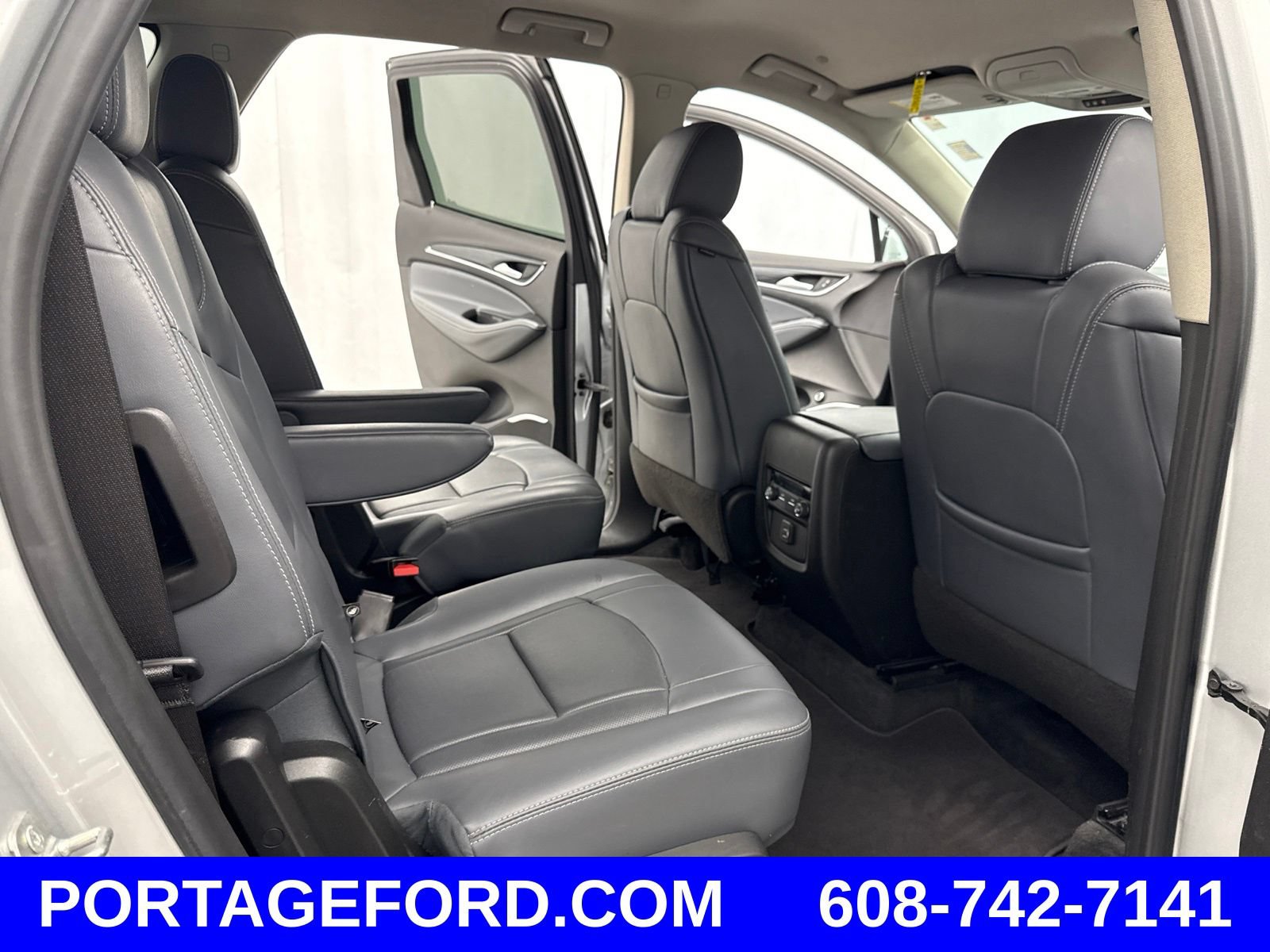 Used 2021 Buick Enclave Essence FWD image 32
