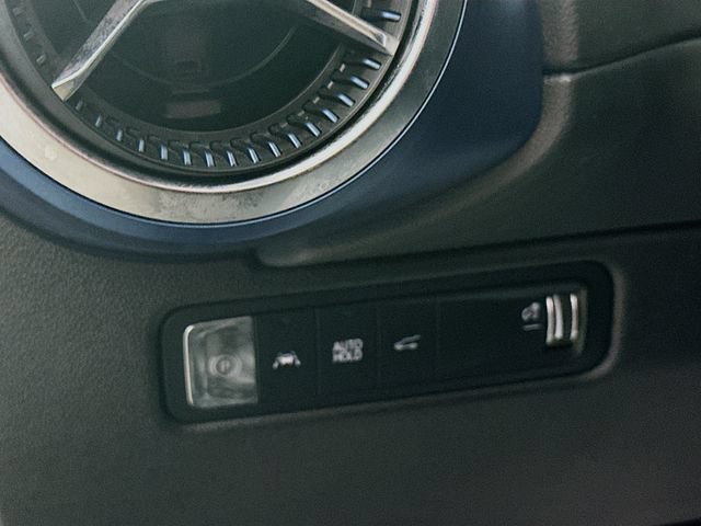 Used 2024 Chevrolet Equinox EV LT FWD image 15
