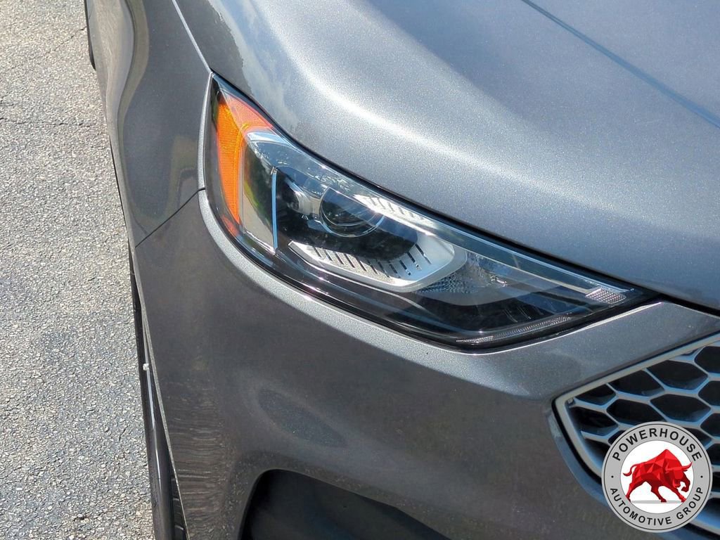 Certified 2024 Ford Edge SE image 10