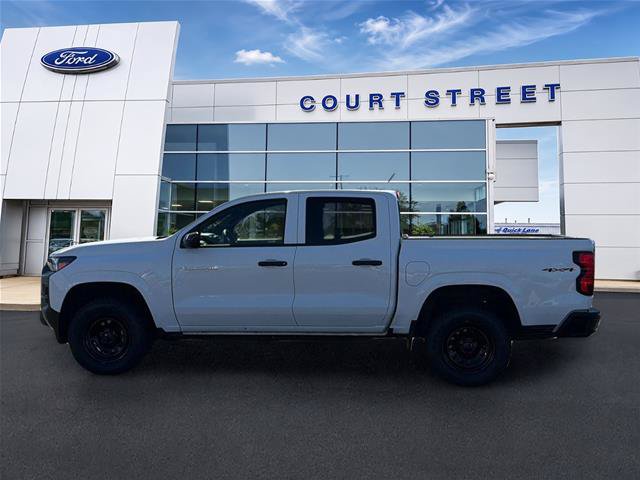 Used 2023 Chevrolet Colorado W/T w/ WT Convenience Package II AWD/4WD image 8
