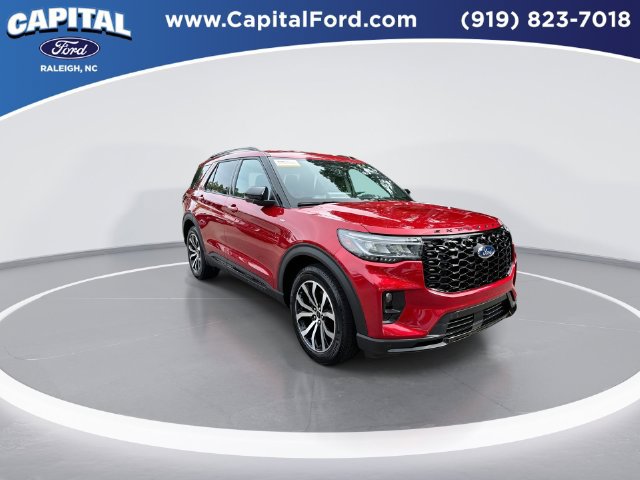 Certified 2025 Ford Explorer ST-Line w/ Premium Package RWD image 2