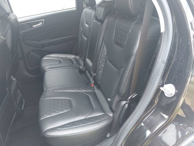 Certified 2023 Ford Edge Titanium AWD/4WD image 15