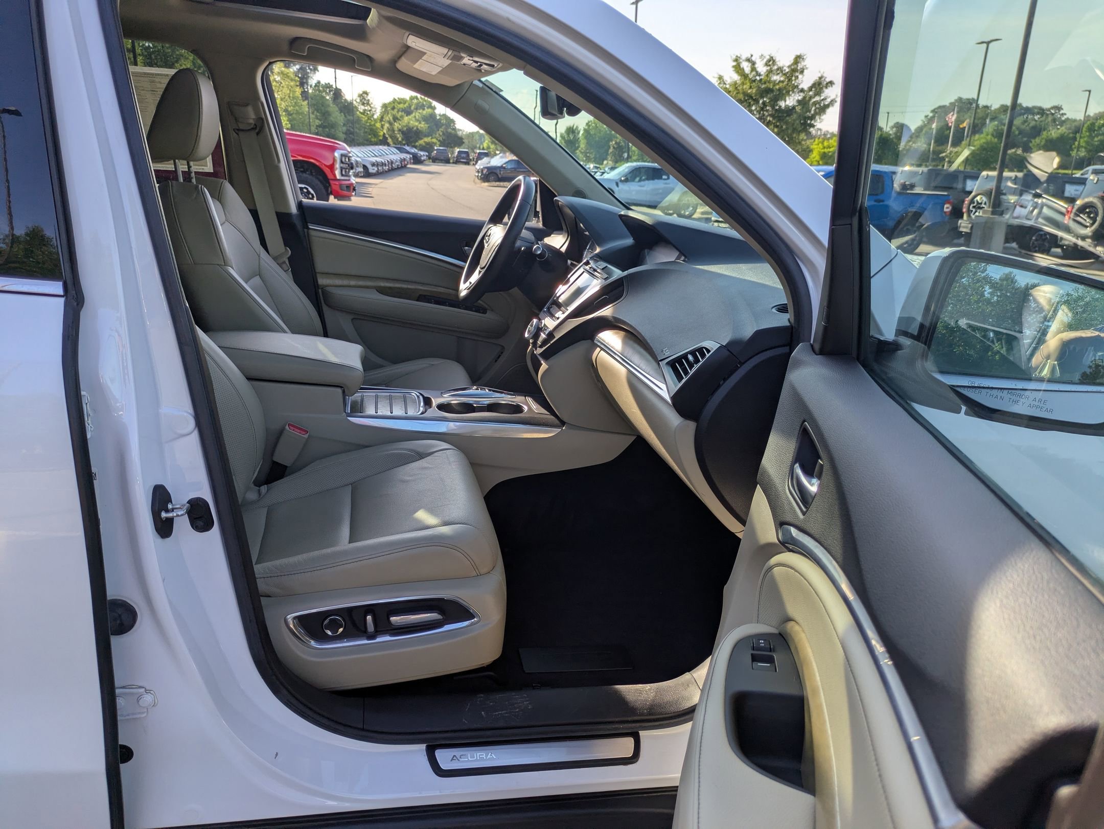 Used 2020 Acura MDX SH-AWD w/ Technology Package image 41