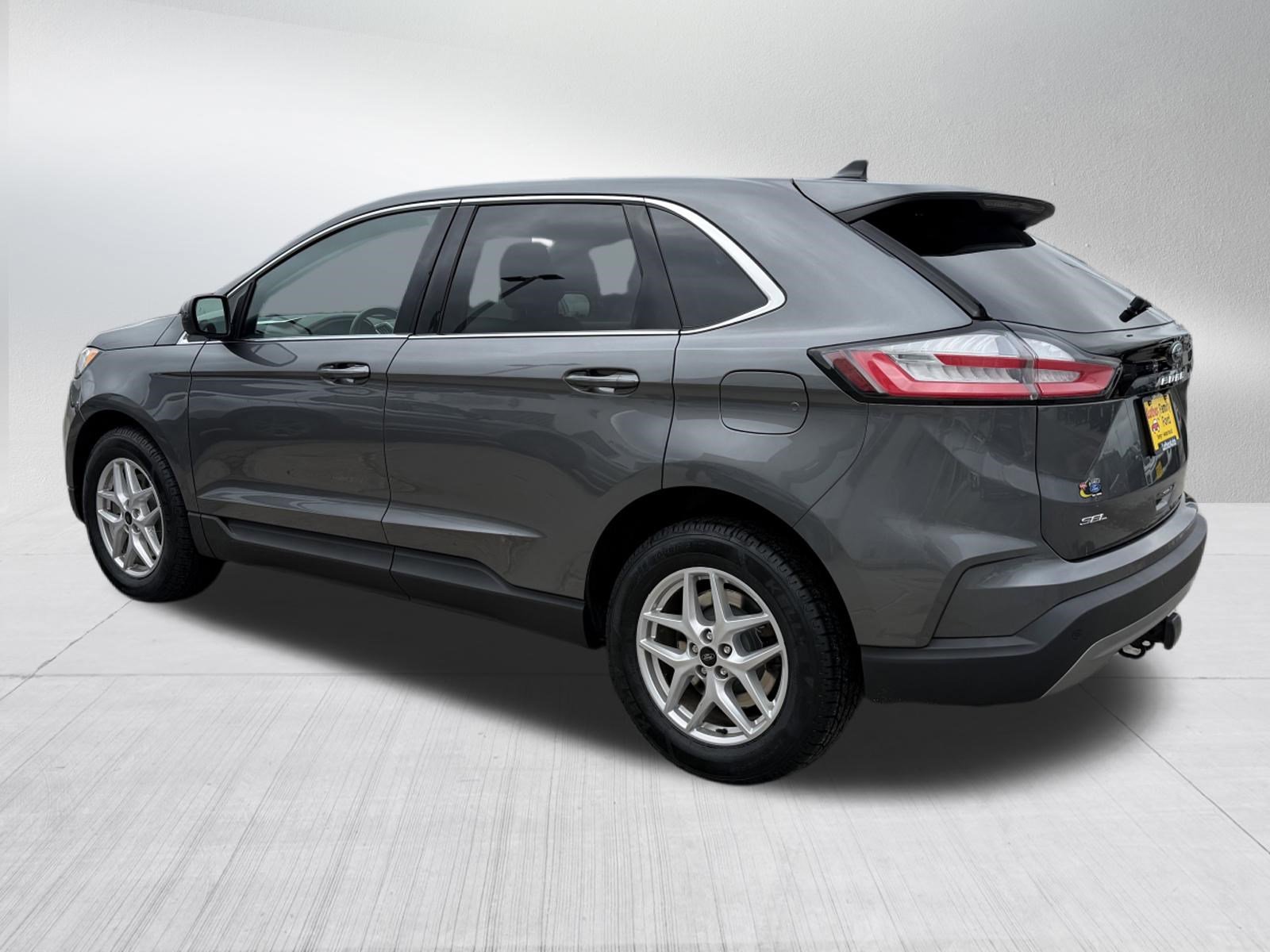Certified 2023 Ford Edge SEL w/ Convenience Package AWD/4WD image 5