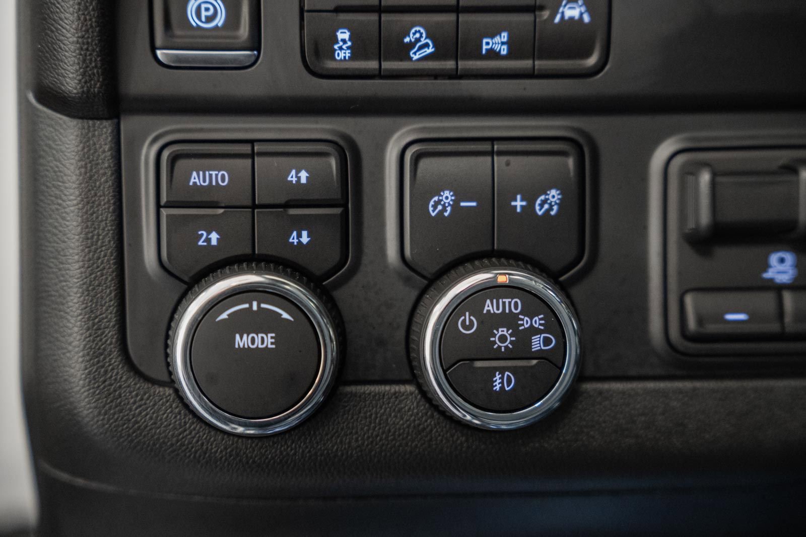 Used 2025 Chevrolet Tahoe Premier w/ Sun And Tow Package image 53