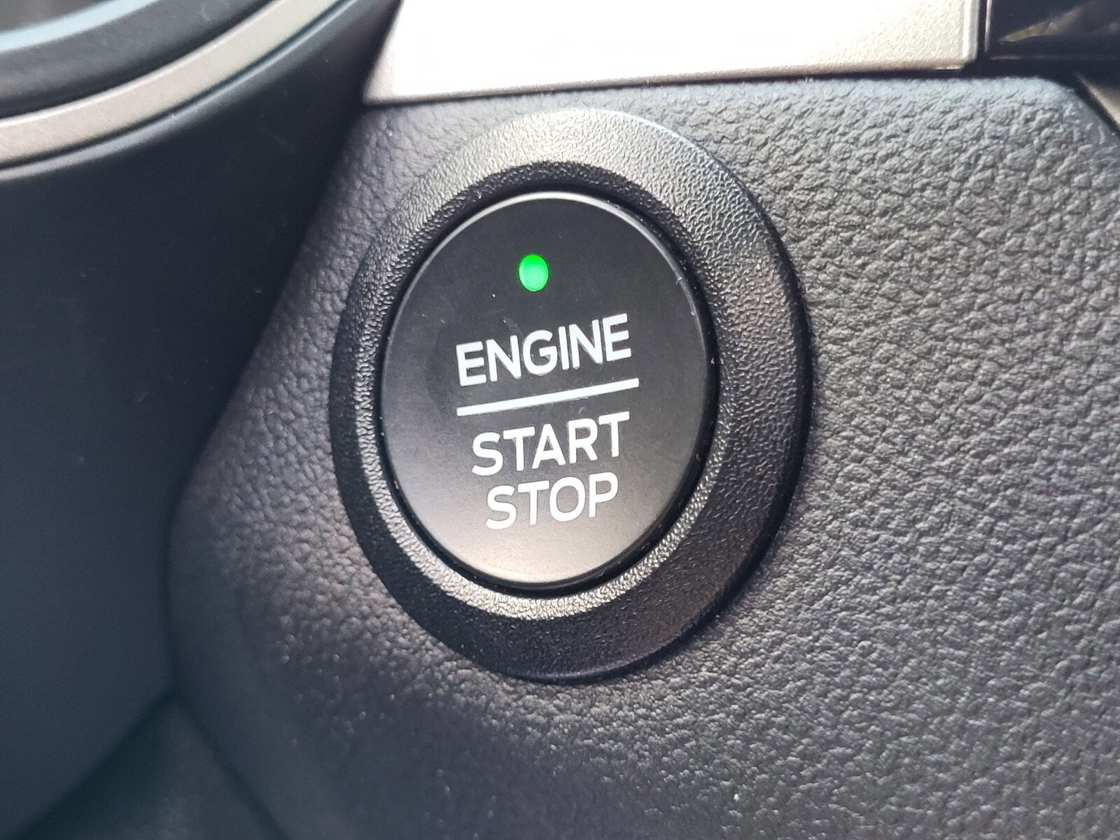 Certified 2022 Ford Escape SE image 24