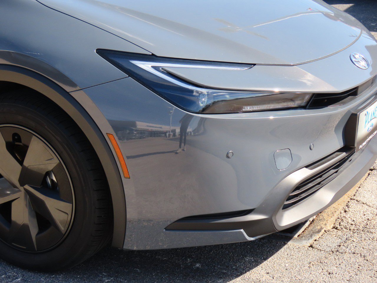 Used 2023 Toyota Prius LE image 11