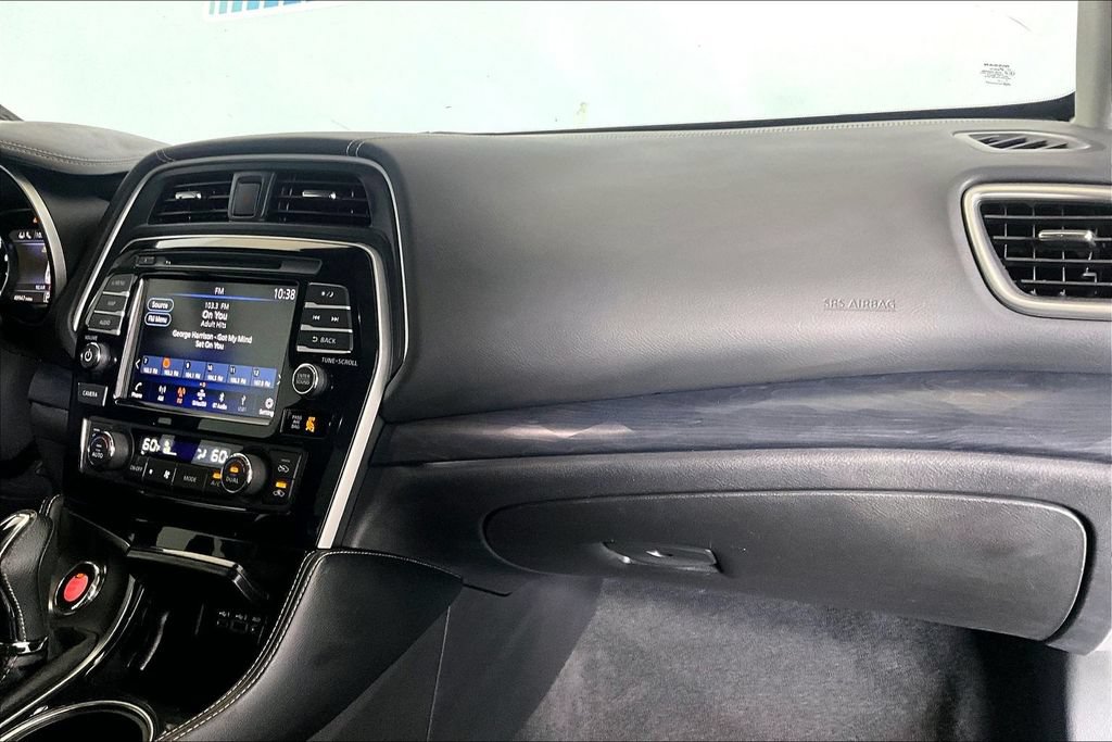 Used 2023 Nissan Maxima Platinum w/ Sport Mat Group FWD image 12