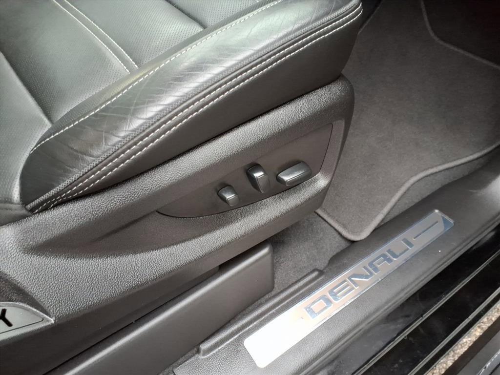 Used 2018 GMC Sierra 1500 Denali w/ Denali Ultimate Package image 9