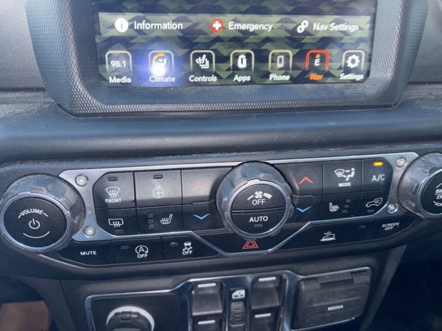 Used 2021 Jeep Wrangler Unlimited Sahara AWD/4WD image 28