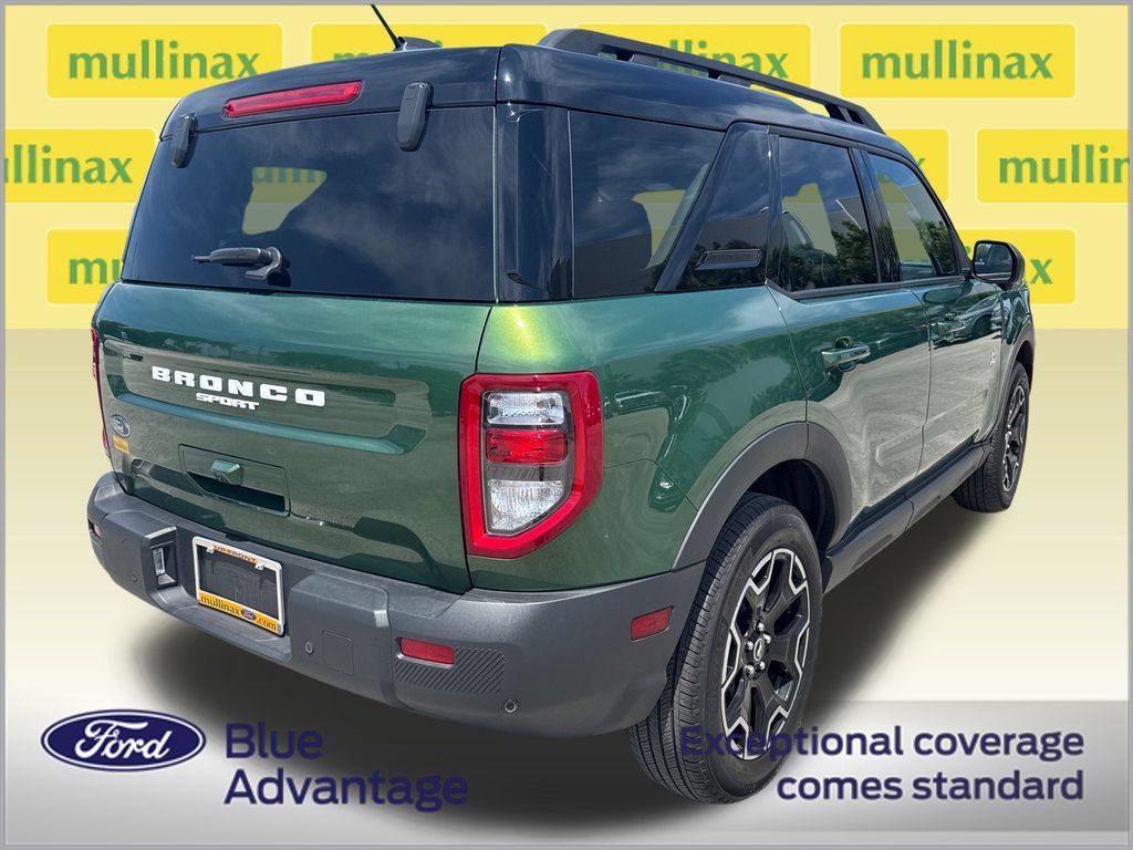 Certified 2025 Ford Bronco Sport Outer Banks w/ Outer Banks Tech Package+ AWD/4WD image 4