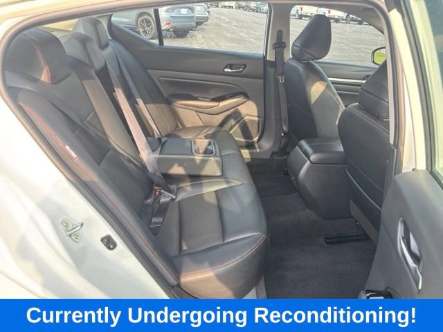 Used 2024 Nissan Altima 2.5 SR FWD image 16