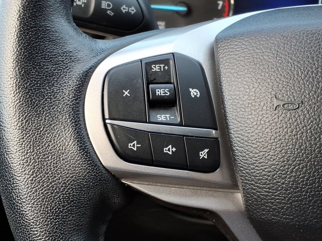 Certified 2023 Ford Explorer XLT w/ Equipment Group 202A AWD/4WD image 7