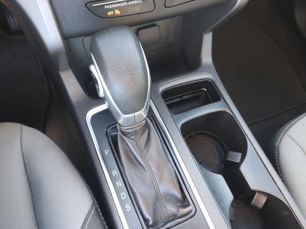 Certified 2018 Ford Escape S image 22