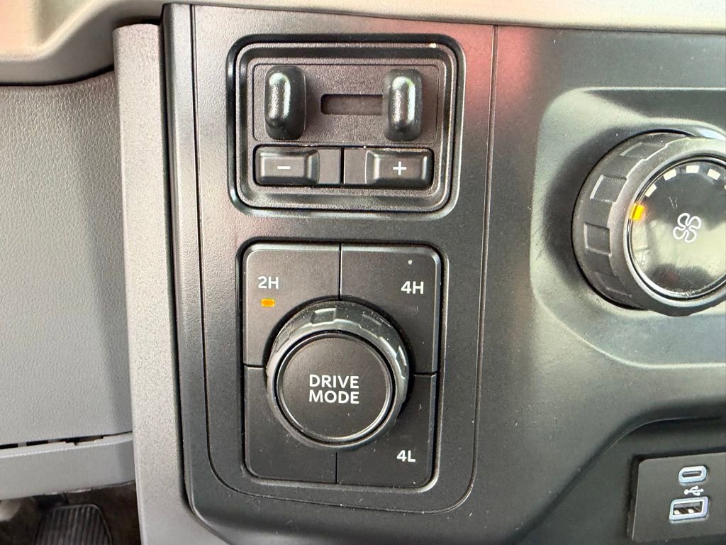 Certified 2022 Ford F150 XLT w/ Trailer Tow Package image 27