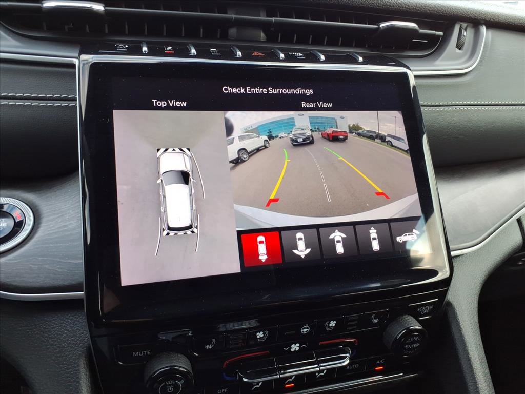 Used 2024 Jeep Grand Cherokee L Limited w/ Luxury Tech Group II image 20