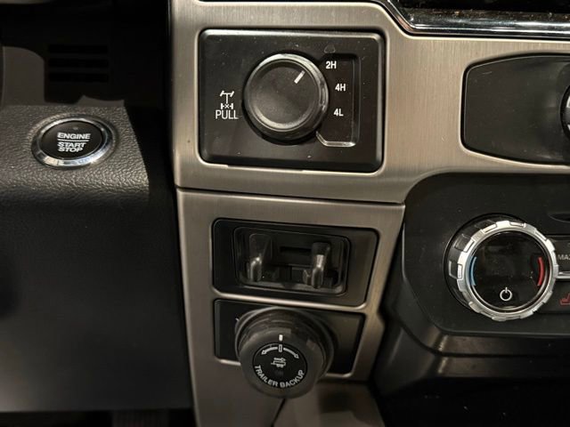 Certified 2022 Ford F350 Platinum w/ FX4 Off-Road Package image 19