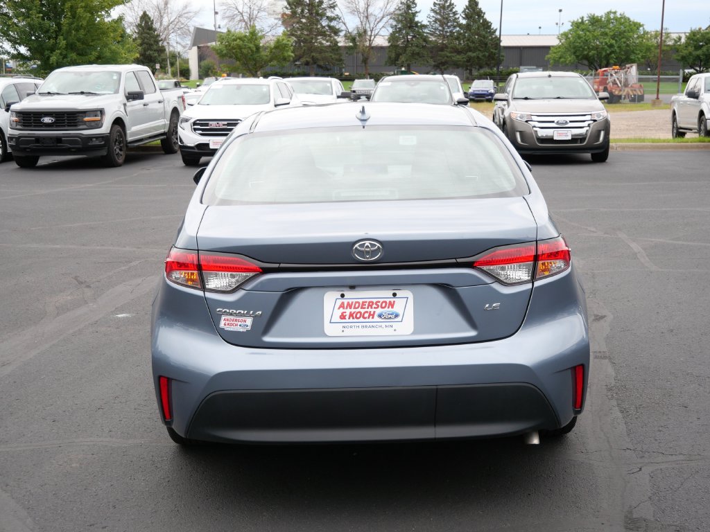 Used 2025 Toyota Corolla LE FWD image 7