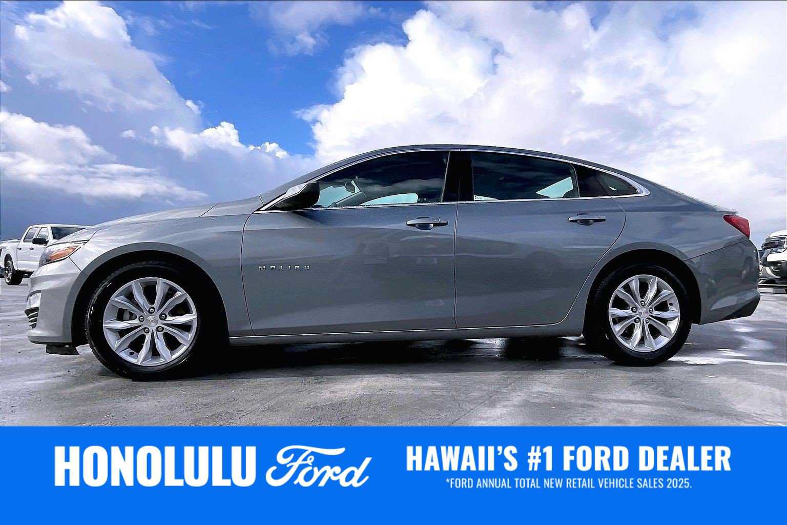 Used 2024 Chevrolet Malibu LT FWD image 3