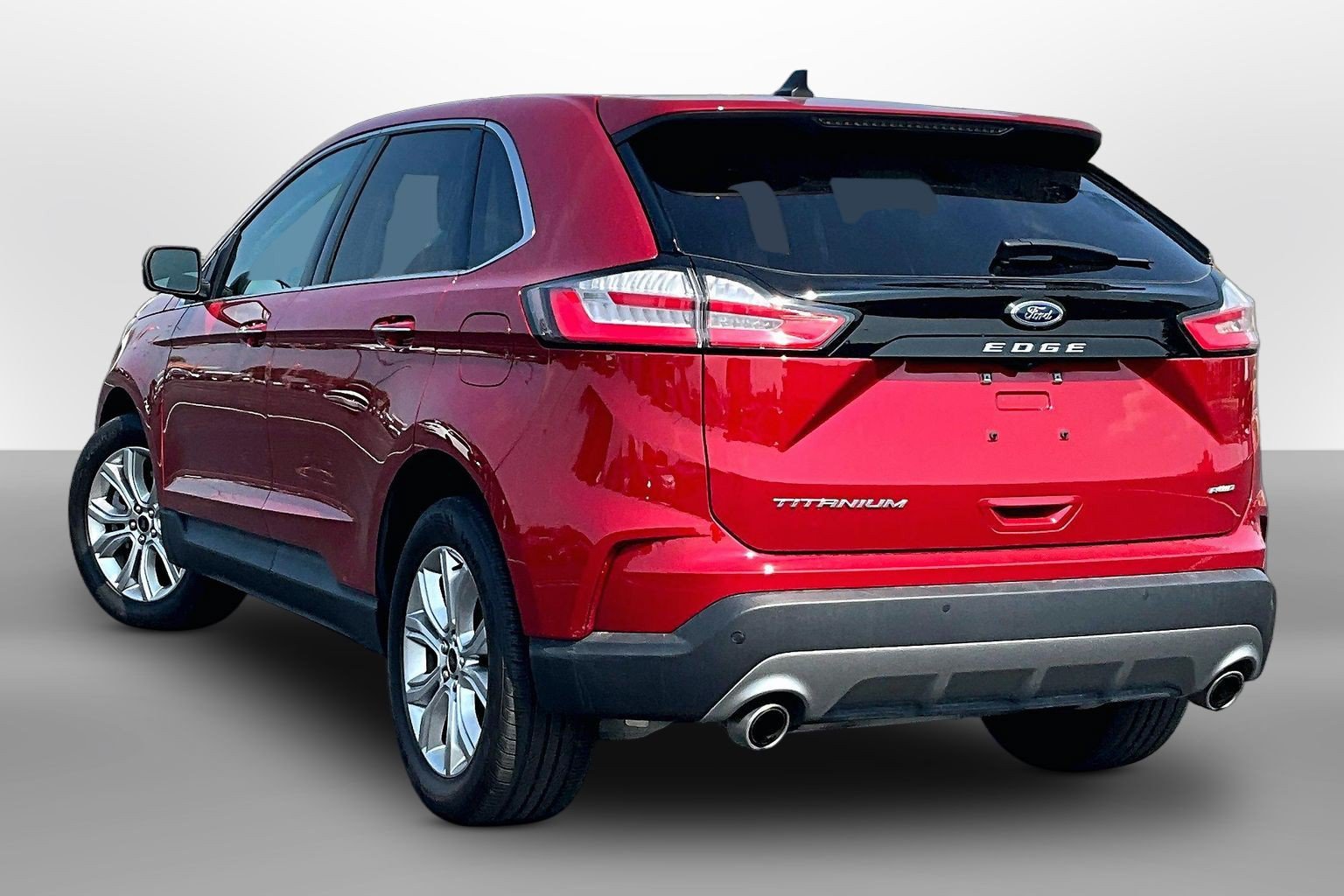 Certified 2023 Ford Edge Titanium AWD/4WD image 10
