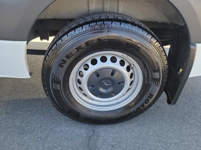 Used 2023 Mercedes-Benz Sprinter 2500 image 28