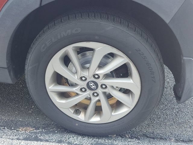 Used 2017 Hyundai Tucson SE w/ SE Popular Package 02 FWD image 32