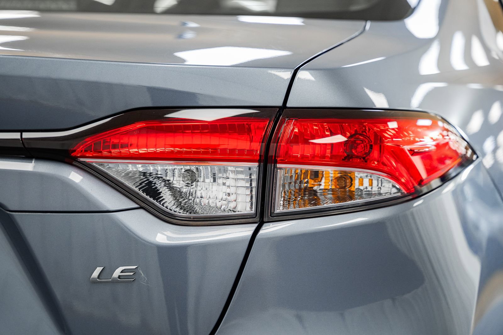 Used 2022 Toyota Corolla LE image 7