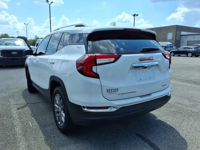 Used 2023 GMC Terrain SLT AWD/4WD image 7