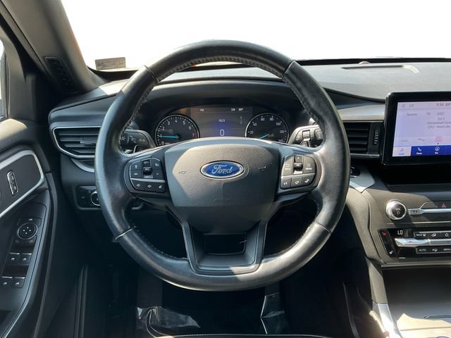 Certified 2020 Ford Explorer XLT w/ Equipment Group 202A AWD/4WD image 13