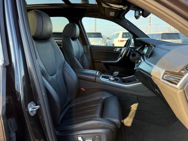 Used 2022 BMW X5 xDrive40i AWD/4WD image 17