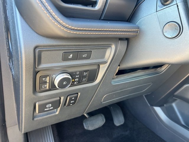 Certified 2022 Ford Expedition Platinum image 11