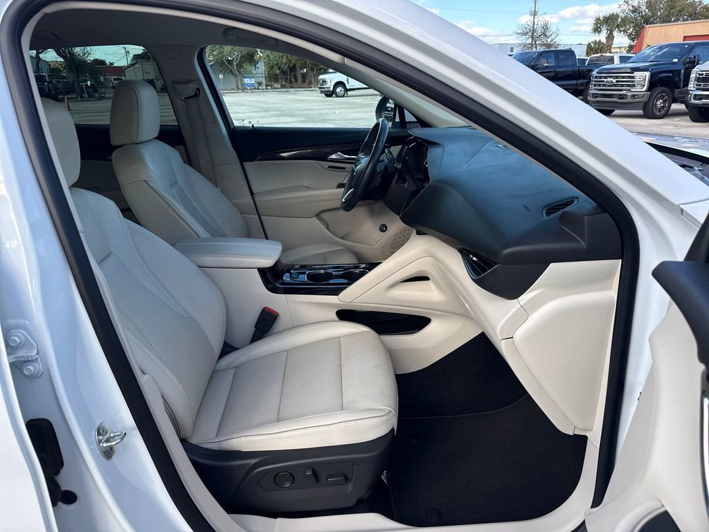 Used 2021 Buick Envision Essence image 24