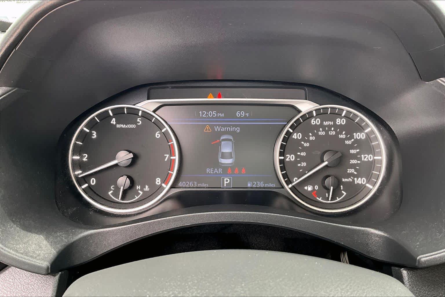 Used 2023 Nissan Altima 2.5 SR w/ SR Premium Package FWD image 26