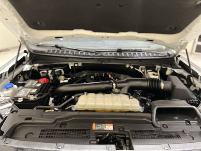 Certified 2025 Ford Expedition Active AWD/4WD image 28