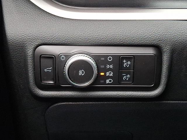 Certified 2023 Ford Explorer XLT w/ Equipment Group 202A image 26