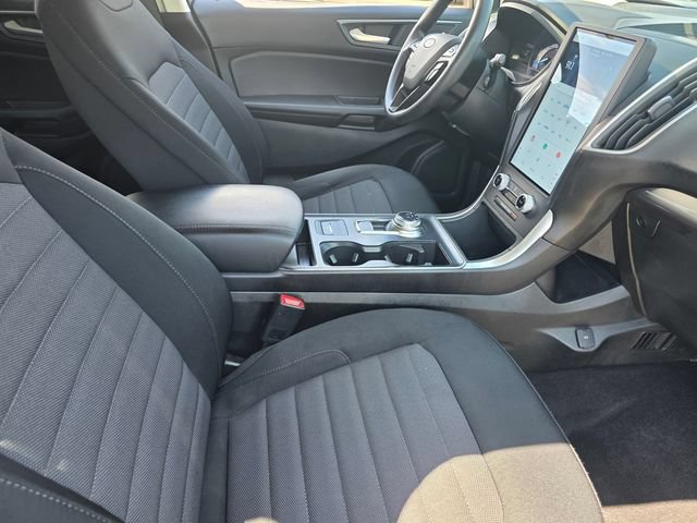 Certified 2023 Ford Edge SE w/ Black Appearance Package AWD/4WD image 15